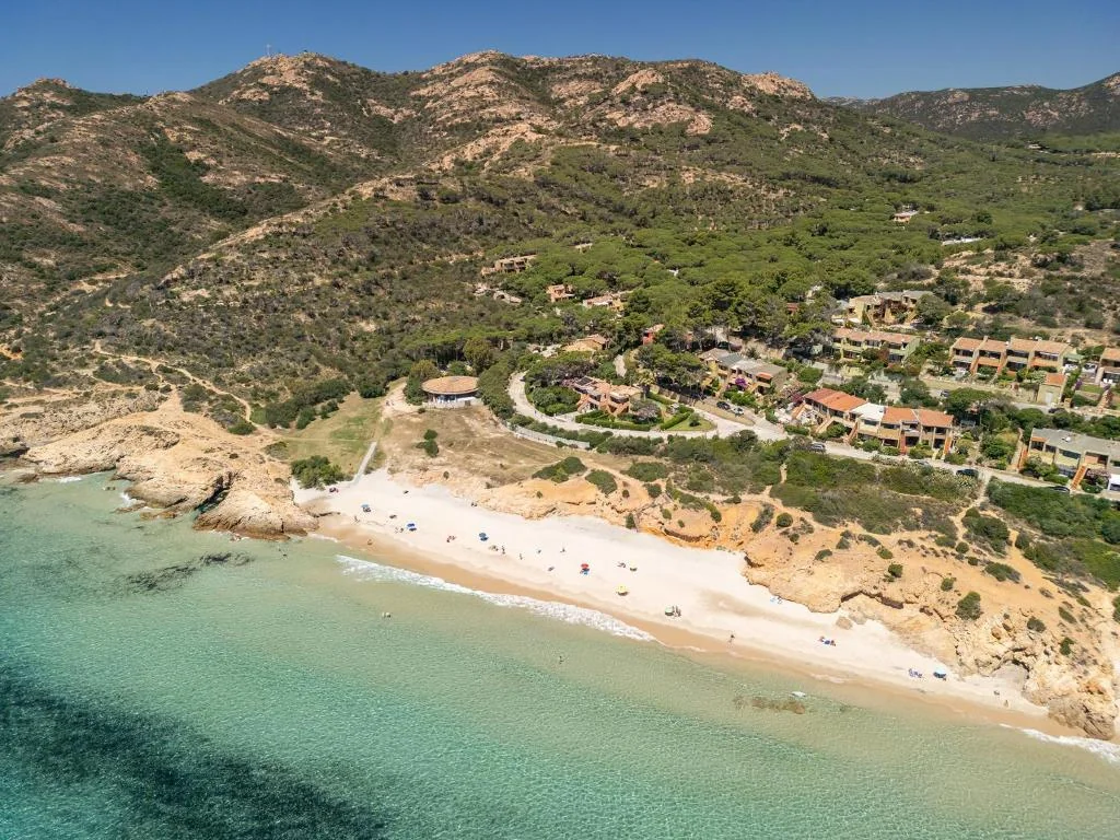 Casa Nola — spiaggia Pinus Village